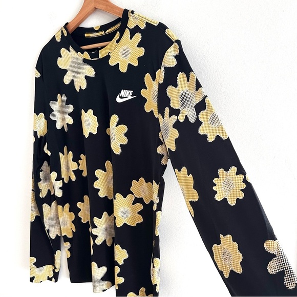 Nike Rare Pixelated Daisy Graphic Long Sleeve Shirt size Large - Picture 3 of 8